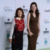 Susan Sarandon et Geena Davis lors du gala "Au-delà de la faim, une place à table", organisé par Heifer International, à Los Angeles le 19 septembre 2013