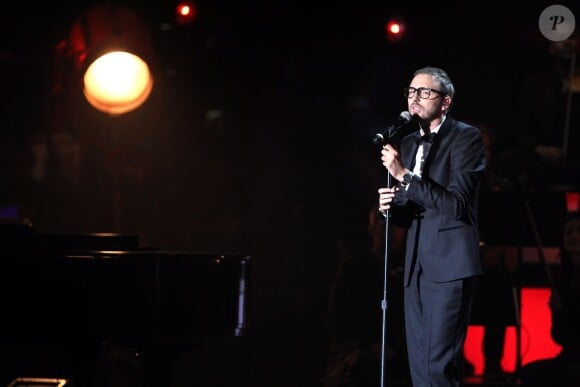 Christophe Willem au concert des Francofolies hommage à Edith Piaf, au Beacon Theatre à New York, le 19 septembre 2013.