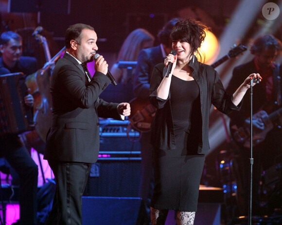 François-Xavier Demaison et Alex Hepburn au concert des Francofolies hommage à Edith Piaf, au Beacon Theatre à New York, le 19 septembre 2013.