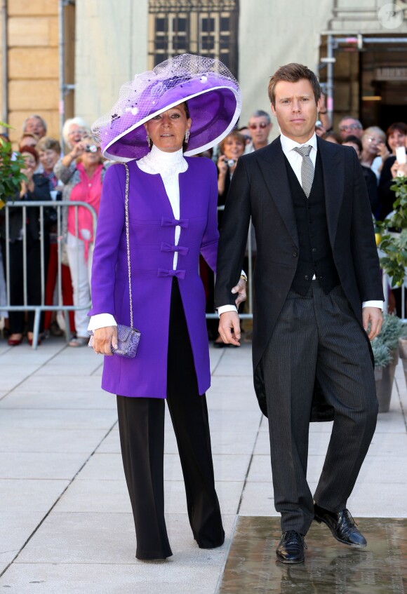 La princesse Isabelle de Liechtenstein et son fils le prince Wenceslas - Arrivées des invités au mariage du prince Felix de Luxembourg et de la princesse Claire en la basilique Sainte Marie-Madeleine de Saint-Maximin-La-Sainte-Baume, le 21 septembre 2013.