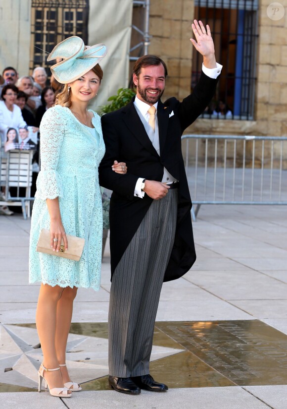 Le grand-duc héritier Guillaume de Luxembourg et la princesse Stéphanie - Arrivées des invités au mariage du prince Felix de Luxembourg et de la princesse Claire en la basilique Sainte Marie-Madeleine de Saint-Maximin-La-Sainte-Baume, le 21 septembre 2013.