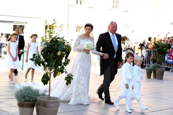 La princesse Claire et son père Hartmut Lademacher - Arrivées des invités au mariage du prince Felix de Luxembourg et de la princesse Claire en la basilique Sainte Marie-Madeleine de Saint-Maximin-La-Sainte-Baume, le 21 septembre 2013.