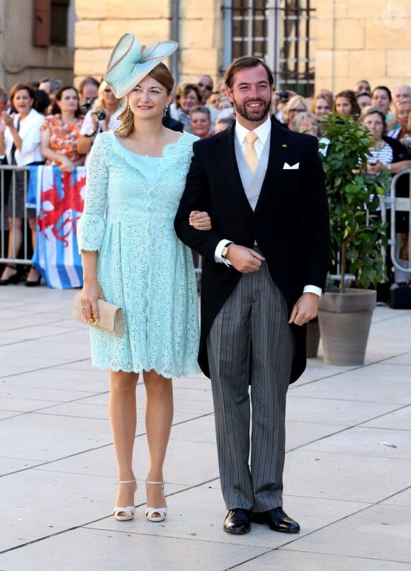 Le grand-duc héritier Guillaume de Luxembourg et la princesse Stéphanie - Arrivées des invités au mariage du prince Felix de Luxembourg et de la princesse Claire en la basilique Sainte Marie-Madeleine de Saint-Maximin-La-Sainte-Baume, le 21 septembre 2013.