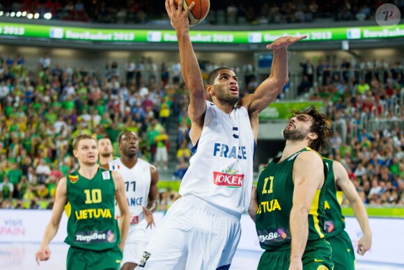 Nicolas Batum lors de la finale de l'Eurobasket remportée par la France face à la Lituanie (80-66), à Ljubjana, le 22 septembre 2013