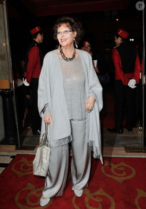 Claudia Cardinale au 28e Gala de l'Aide à l'Enfant Réfugié, à la salle Gaveau, à Paris, le 23 septembre 2013.