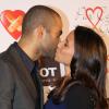 Tony Parker et sa fiancée Axelle, amoureux lors de la huitième édition du Par Coeur Gala qui se tenait à l'abbaye de Collonges le 26 septembre 2013