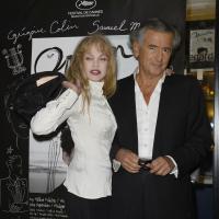 Arielle Dombasle : Complice avec son 'Opium' BHL et l'enfant chérie Justine Lévy