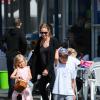 Angelina Jolie et ses filles Shiloh et Vivienne à Sydney en Australie, le 15 septembre 2013