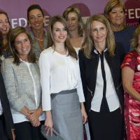Letizia d'Espagne : Très pro et superbe, entourée de femmes modèles
