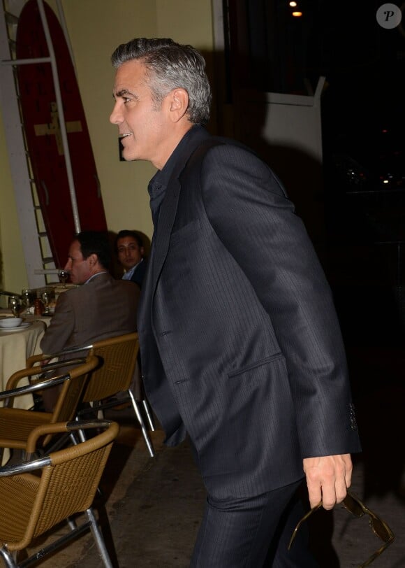 Fondateurs de Casamigos Tequila et amis, George Clooney et Rande Gerber vont au restaurant à New York le 30 septembre 2013