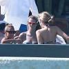 Exclusif - Nicole Richie regoûte aux plaisirs d'été au cours d'un week-end avec des amies à Cabo San Lucas au Mexique. Le 22 septembre 2013.