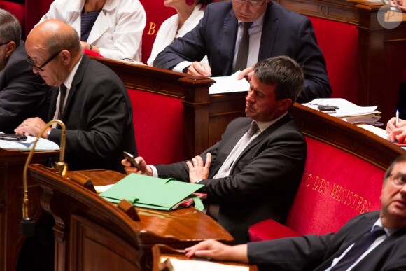 Manuel Valls à l'assemblée nationale à Paris le 4 septembre 2013.