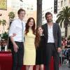 Les enfants Cal et Liv avec leur père Bart Freundlich et leur mère Julianne Moore lorsque l'actrice reçoit son étoile sur le "Walk Of Fame" à Hollywood, le 3 octobre 2013
