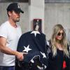 Fergie et son mari Josh Duhamel emmènent leur fils Axl à l'hôpital à Santa Monica, le 3 octobre 2013.