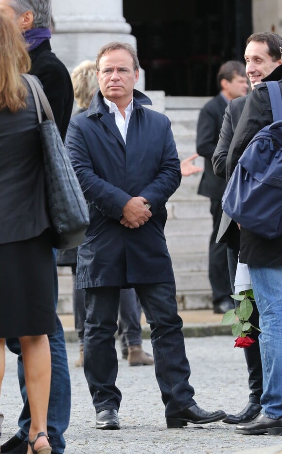 Fabien Lecoeuvre lors des obsèques de Gilles Verlant au cimetière du Père-Lachaise, le 4 octobre 2013 à Paris