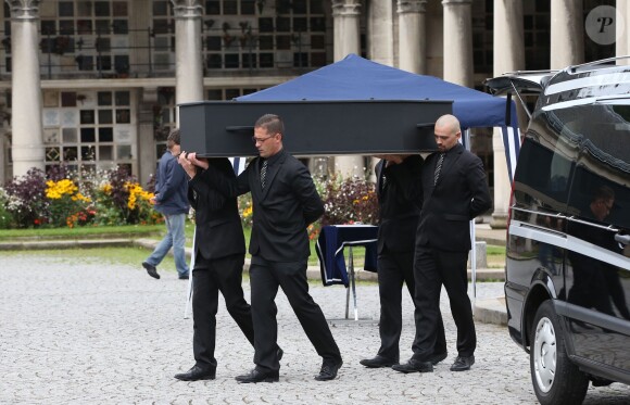 Les obsèques de Gilles Verlant au cimetière du Père-Lachaise, le 4 octobre 2013 à Paris