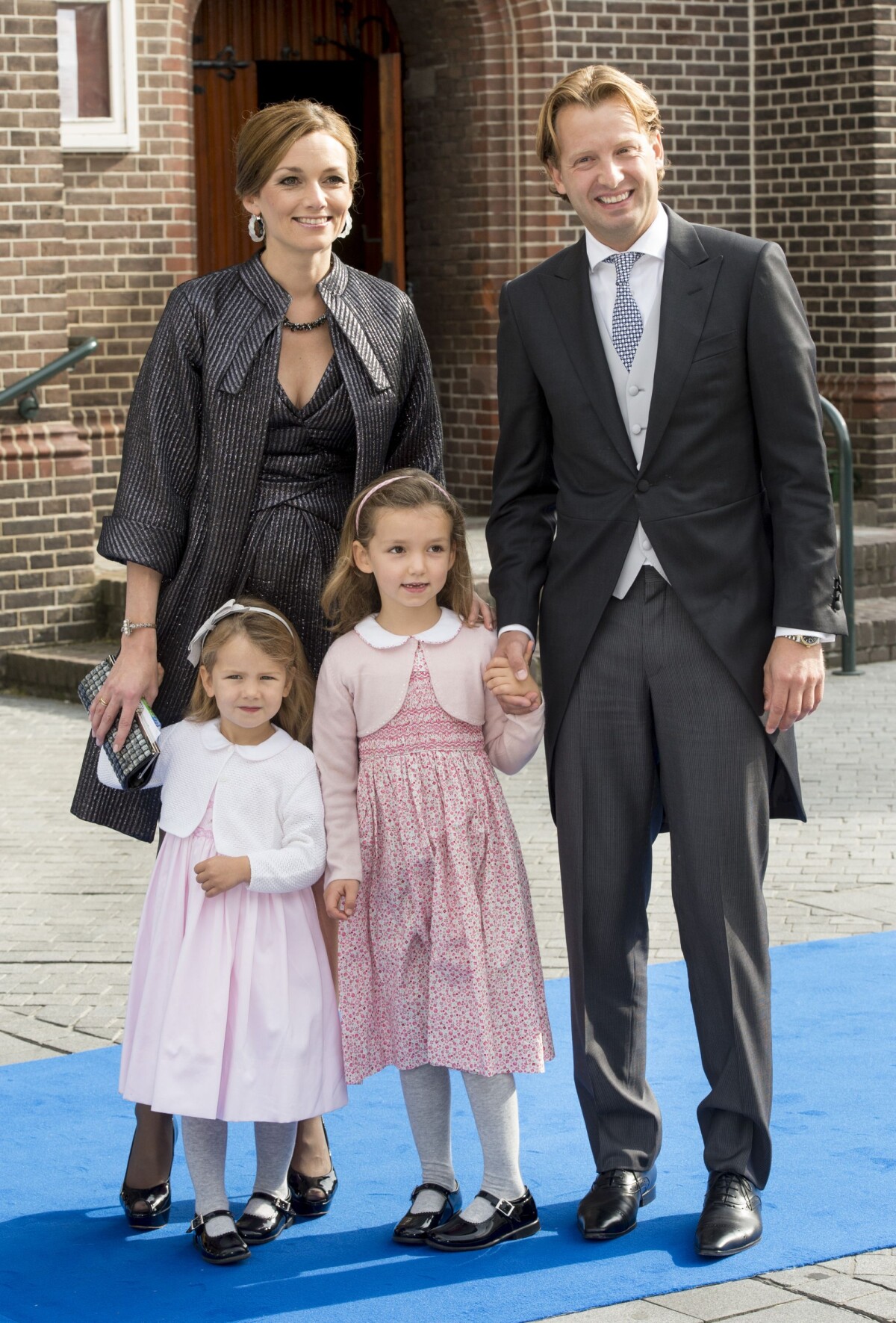 Vidéo La Princesse Aimee Et Le Prince Floris Avec Leurs Filles Eliane Et Maglia Mariage De 8744