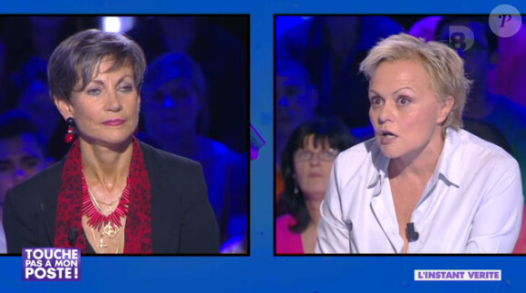 Muriel Robin était invitée dans l'émission "Touche pas à mon poste" sur D8. Lundi 7 octobre 2013.