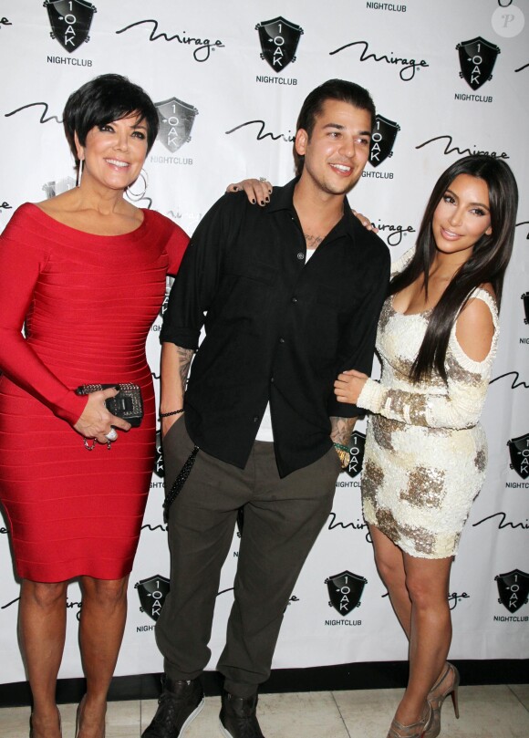 Robert Kardashian Jr célèbre son anniversaire avec sa mère Kris Jenner et sa soeur Kim Kardashian à Las Vegas, le 16 mars 2012.