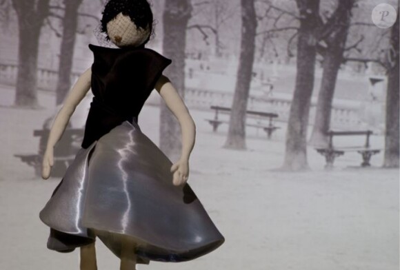 La poupée Dior pour l'édition 2013 de l'exposition Frimousses de Créateurs, initiative de l'Unicef.
