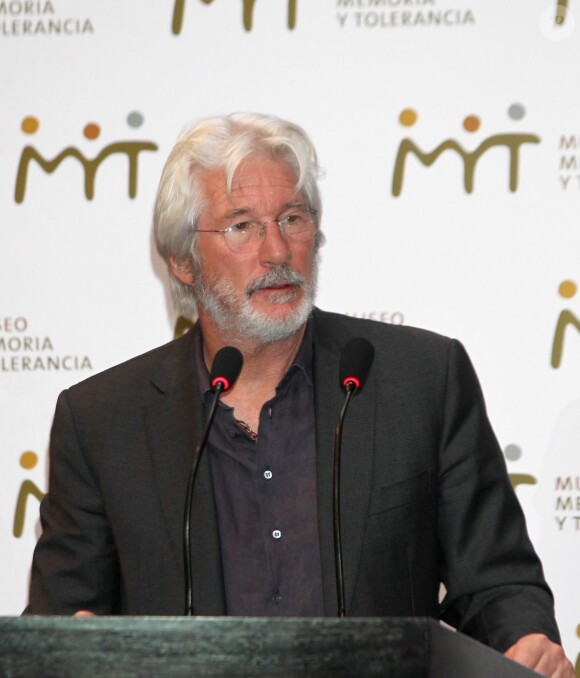Richard Gere en conférence lors du vernissage de l'exposition "Peregrino" (Pilgrim en version originale) à Mexico, le 12 octobre 2013.