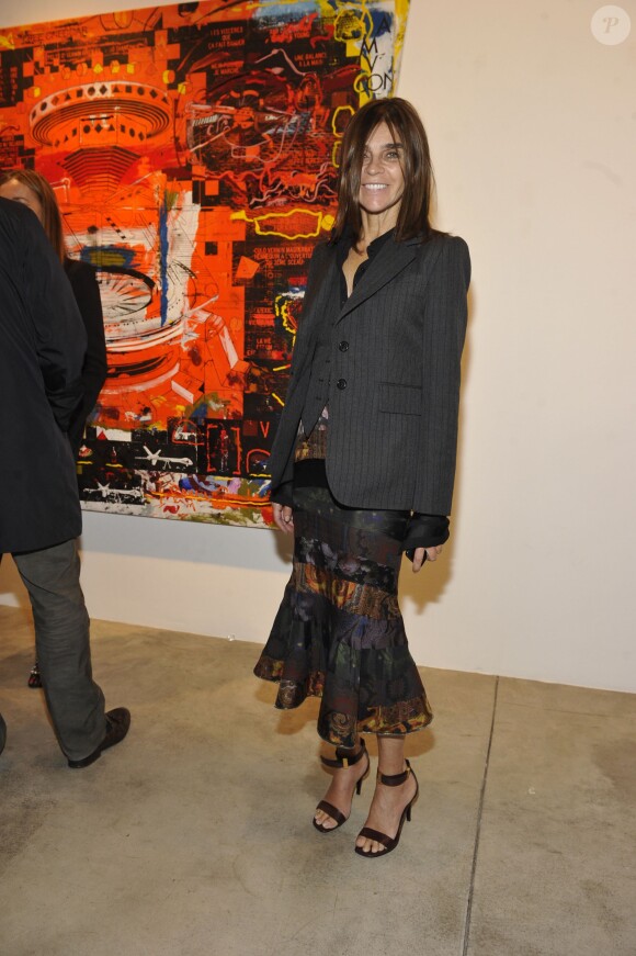 Carine Roitfeld au vernissage de l'exposition de Nicolas Pol à Milan en Italie le 14 octobre 2013.