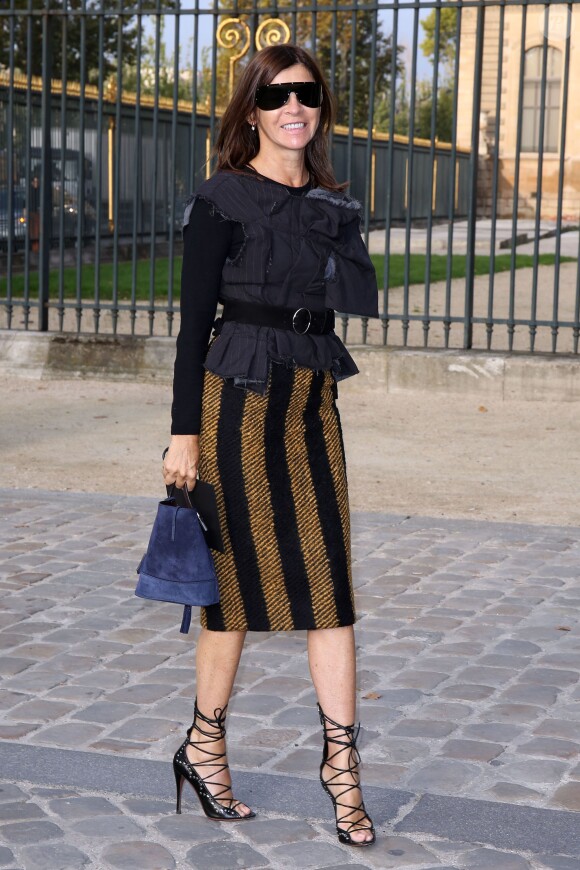 Carine Roitfeld le 2 octobre 2013 arrive au défilé Vuitton