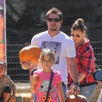 Mark Wahlberg: Papa poule pour Halloween autour d'Ali Larter et Rebecca Gayheart