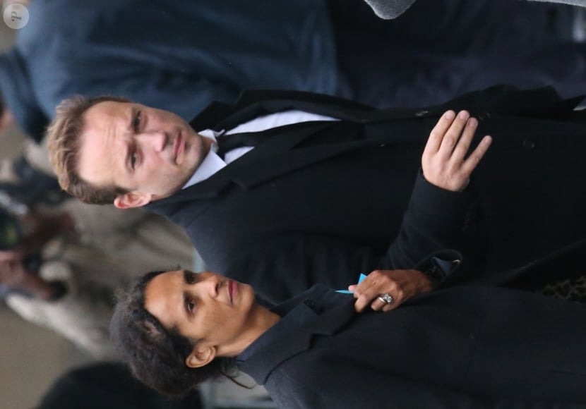 Karine Silla, Vincent Perez lors des obsèques de Patrice Chéreau en l'église Saint-Sulpice à Paris, le 16 octobre 2013.