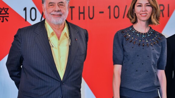 Sofia Coppola épaulée par ses parents, Francis Ford et Eleanor, face à Tom Hanks