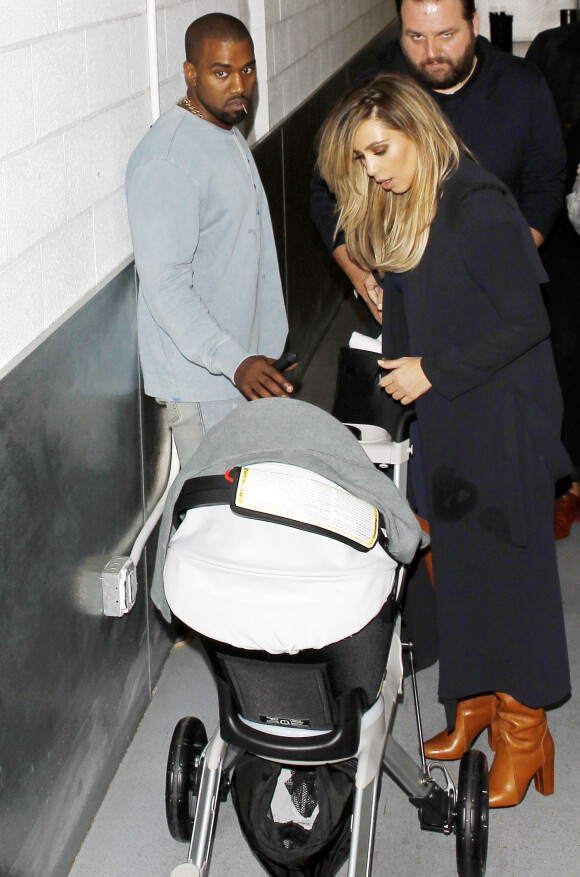 Kim Kardashian et Kanye West arrivent en famille sur le plateau de Jimmy Kimmel