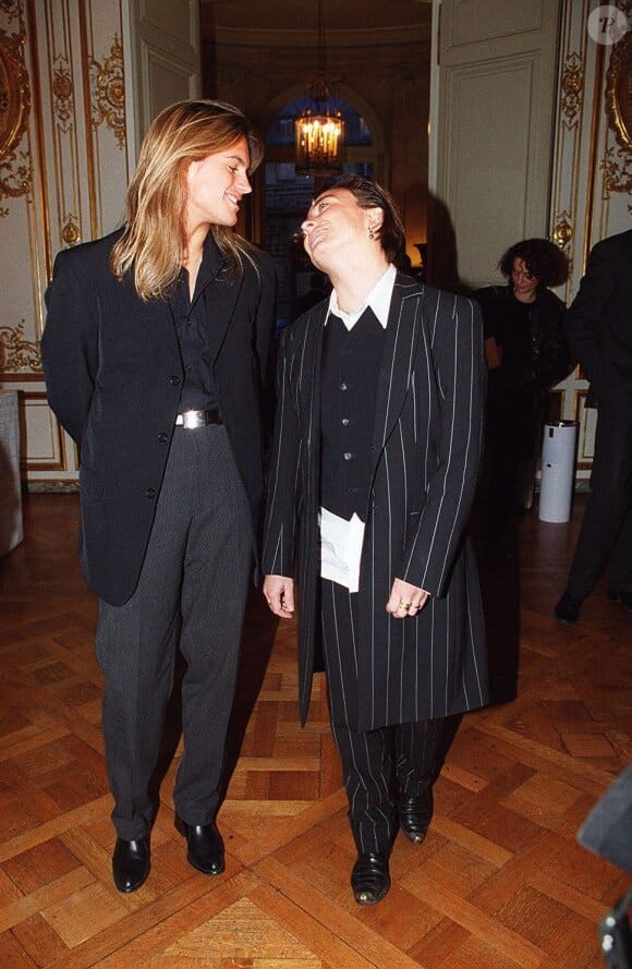 Amélie Mauresmo et Sylvie Bourdon lors de la journée de la femme à Matignon, le 3 mars 1999