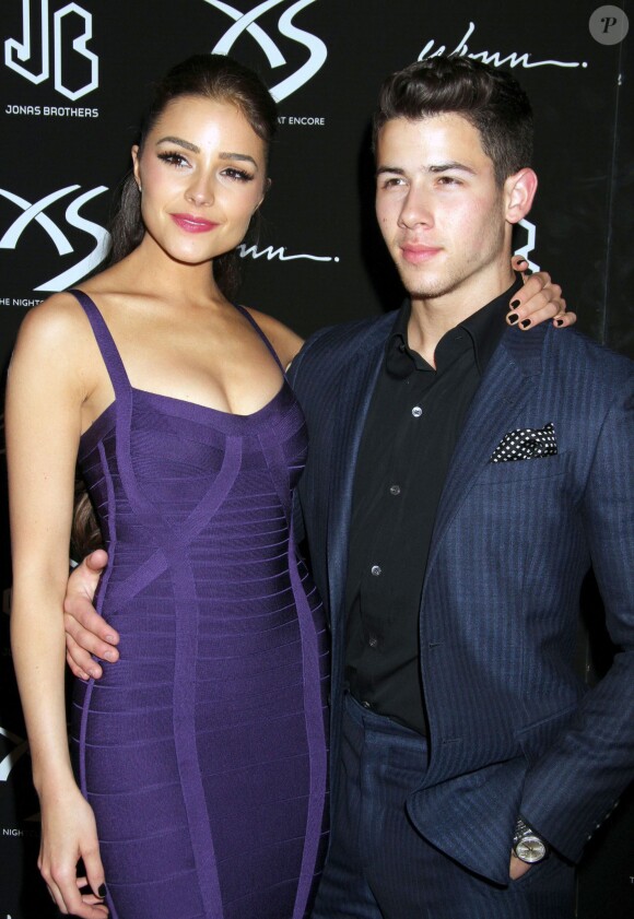 Nick Jonas et Olivia Culpo le 15 septembre 2013 à Las Vegas