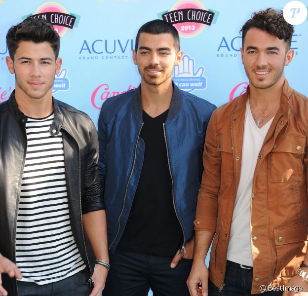 Jonas Brothers aux Teen Choice Awards 2013 à Universal City le 11 août 2013