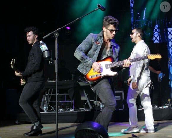 Kevin Jonas, Nick Jonas et Joe Jonas des Jonas Brothers à New York, le 20 juillet 2013.
