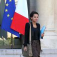 Najat Vallaud-Belkacem, ministre des Droits des femmes, à la sortie du Conseil des ministres du 30 octobre 2013 au palais de l'Elysée à Paris.