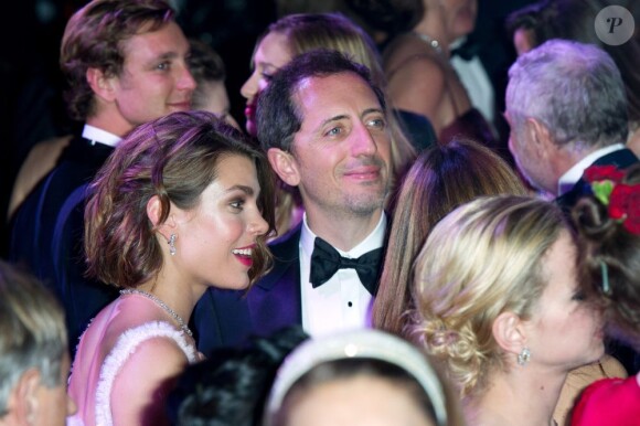 Charlotte Casiraghi et Gad Elmaleh ont rendu publique leur histoire d'amour en prenant part en couple au Bal de la Rose 2013, le 23 mars 2013 au Sporting de Monte-Carlo.