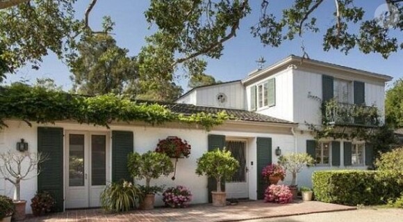 Drew Barrymore a vendu sa maison de Santa Barbara pour 6.3 millions de dollars.
