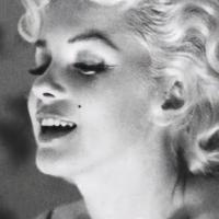 Marilyn Monroe : Une égérie glamour avec son précieux Chanel N°5