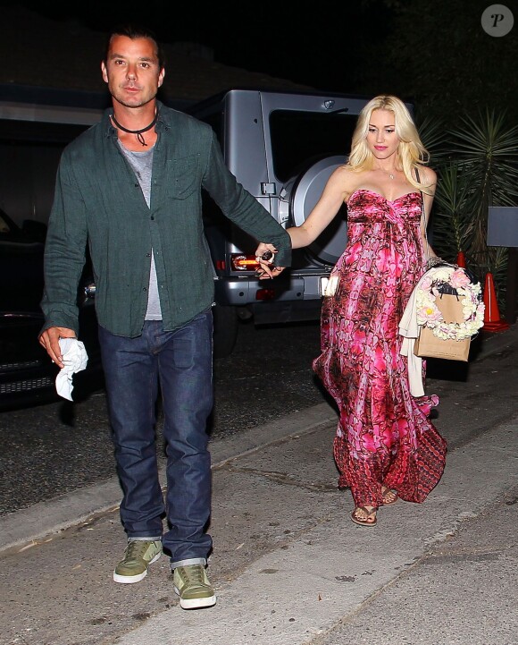 La chanteuse Gwen Stefani, enceinte, et son mari Gavin Rossdale se rendent à la baby shower d'une amie à Los Feliz (Los Angeles), le 3 novembre 2013.