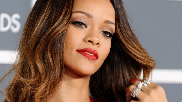 Zoom sur le beauty look de Rihanna