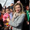 Valérie Trierweiler visite un camp de réfugiés syriens à Dalhamye au Liban le 5 novembre 2013.
