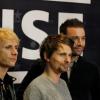 Matt Bellamy, Christopher Wolstenholme et Dominic Howard du groupe Muse à l'avant-première mondiale du film "Muse : Live at Rome Olympic Stadium" à la Géode, Paris, le 5 novembre 2013.