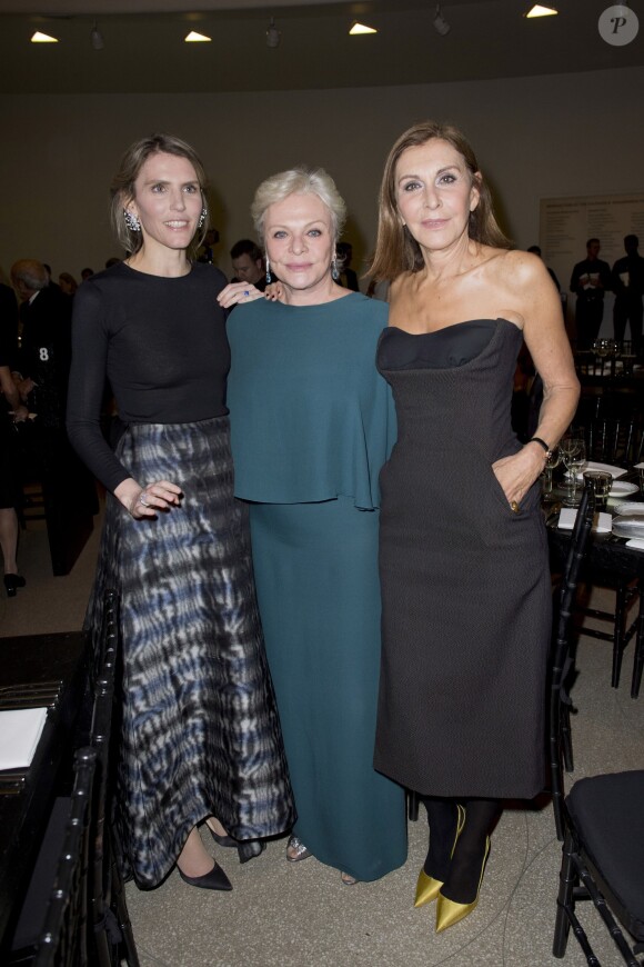 Gabriela Hearst, Gheri Sackler et Catherine Riviere lors de la soirée Guggenheim International Gala 2013 à New York, le 7 novembre 2013.