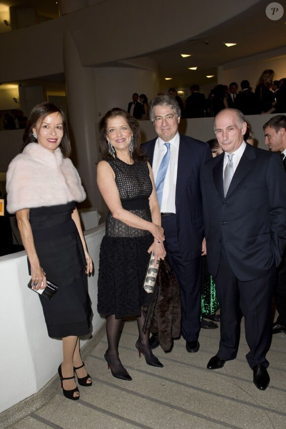 Almine Rech, Leon et Debra Black et Bernard Picasso lors de la soirée Guggenheim International Gala 2013 à New York, le 7 novembre 2013.