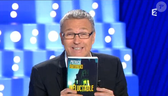 Laurent Ruquier dans On n'est pas couché, le samedi 9 novembre 2013 sur France 2.
