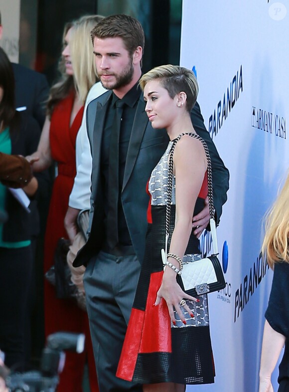 Miley Cyrus et Liam Hemsworth à Los Angeles, le 8 août 2013.