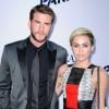 Liam Hemsworth et Miley Cyrus à Los Angeles, le 8 août 2013.