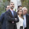 Le prince Felipe et la princesse Letizia d'Espagne ont visité la mission de San Carlos Borromeo, près de Carmel-by-the-Sea, en Californie, le 13 Novembre 2013.