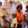 La reine Maxima et le roi Willem-Alexander des Pays-Bas lors de leur visite officielle dans les Antilles Néerlandaises, à Saint-Martin et sa capitale Philipsburg, le 13 novembre 2013